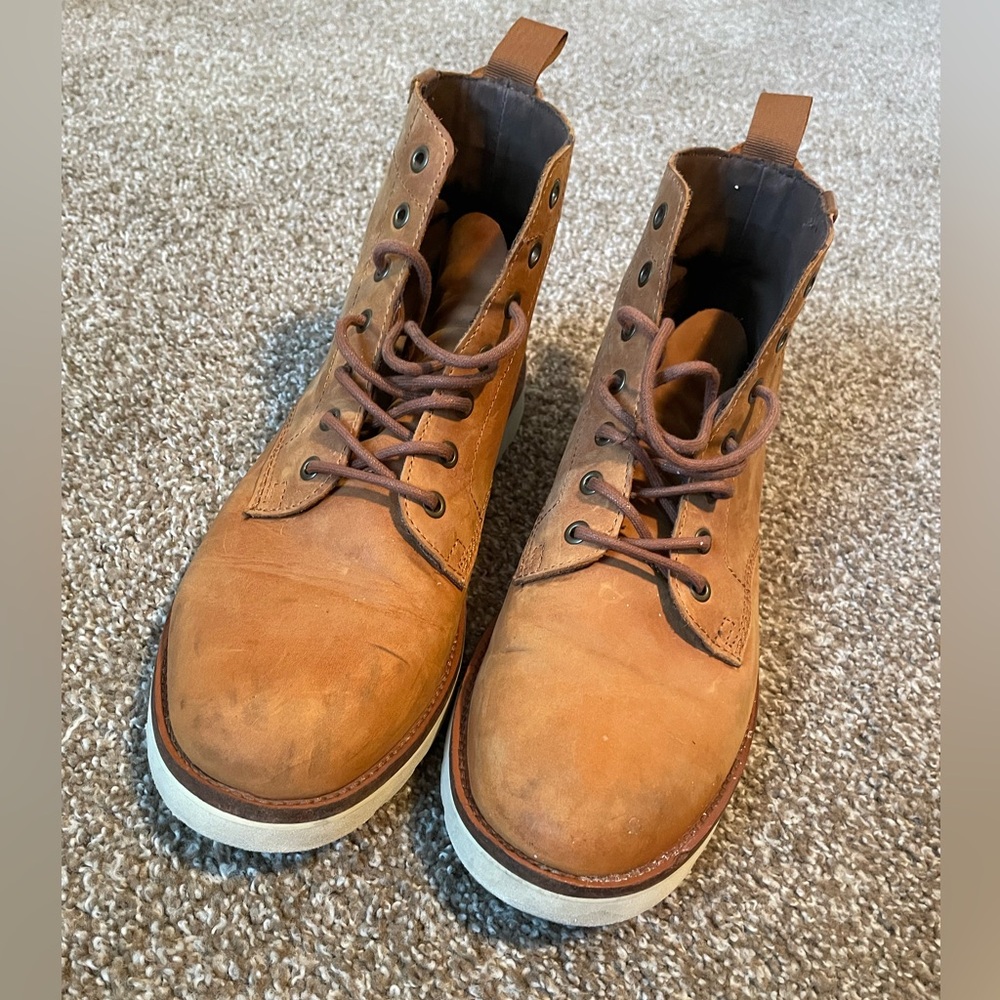 Men’s VANS size 12 boots